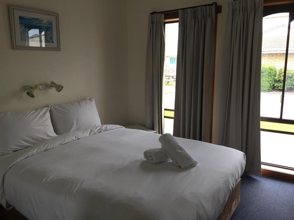 Seasonal South Motel & Function Centre Ulverstone Habitación foto